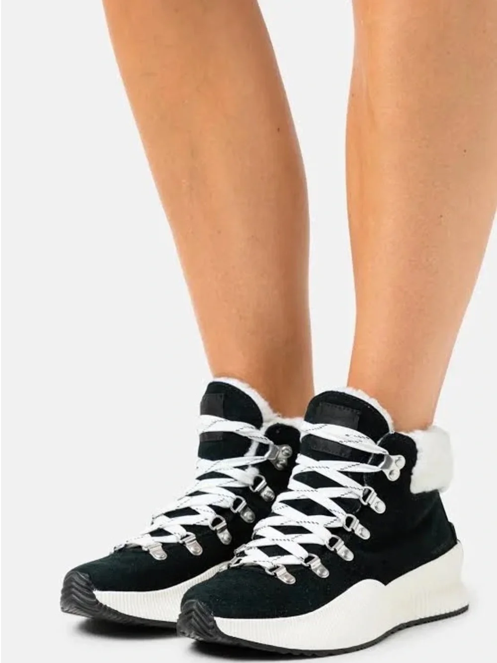 Sorel Women's Out N About III Conquest waterproof sneaker boot